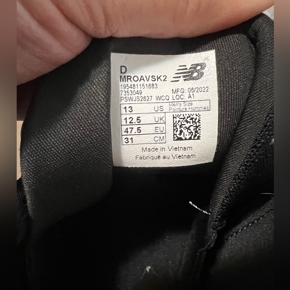 Men’s New Balance Sneakers Size 13 - Picture 6 of 8